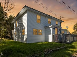 17 Gully Rd, Bay Roberts, NL A0A1K0