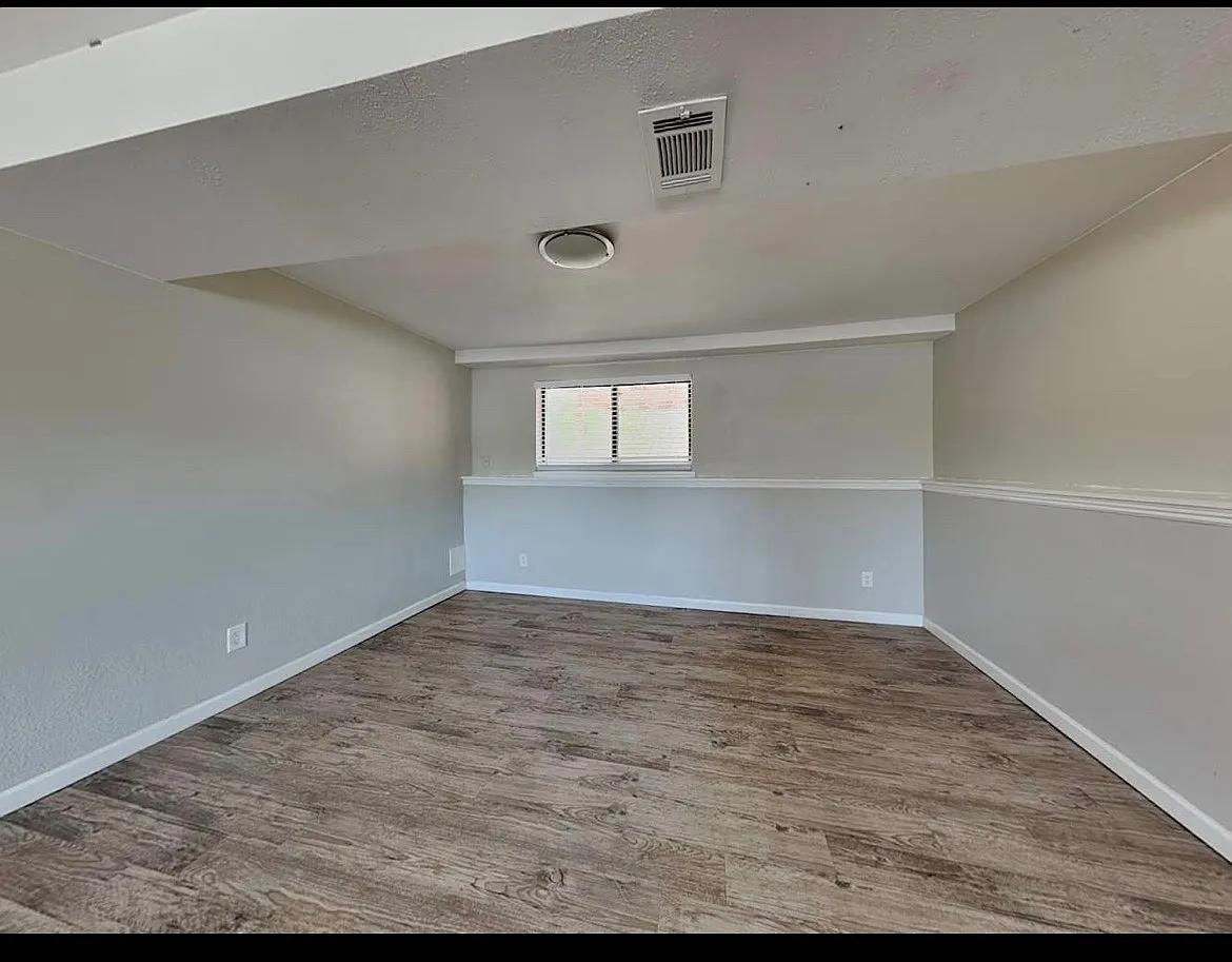 3 bed, 1516 sqft, $2,200 — Photo 4