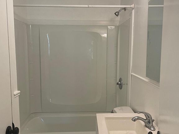 3rd image of 9915 Plaudit Way