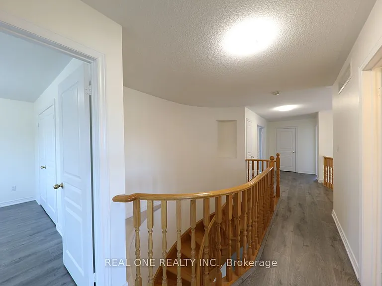 29 Duckfield Cres — Photo 20