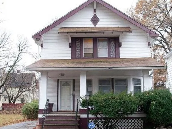 12216 Locke Ave, Cleveland, OH 44108