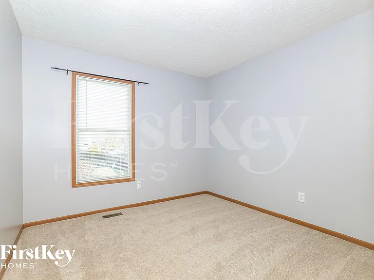 7104 Winchester Crossing Blvd — Photo 11