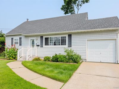 159 Columbus Avenue, West Babylon, NY, 11704