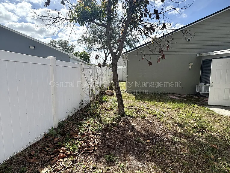 9176 Fort Jefferson Blvd — Photo 18