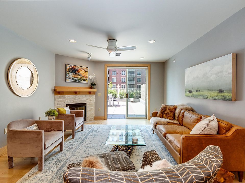 1st image of 360 W Washington Ave Unit 512