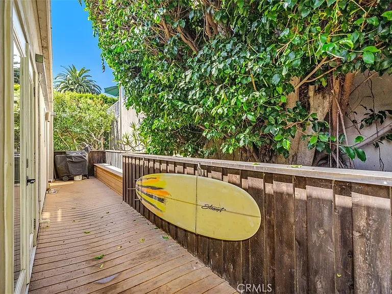 31888 Hillside Ln — Photo 28