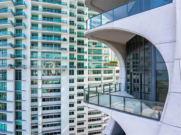 1000 Biscayne Blvd #1201 — Photo 75