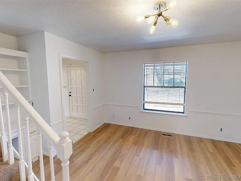 3316 Eagle Ct — Photo 7
