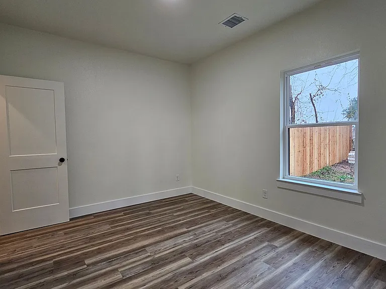 1700 Kendolph Dr — Photo 17