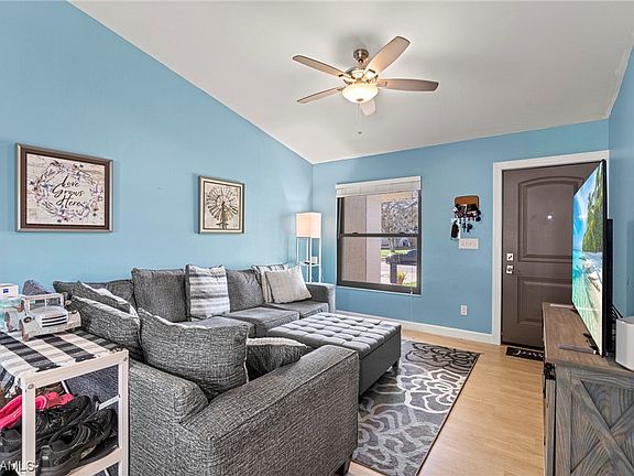 2nd image of 15745 Coral Vine Ln