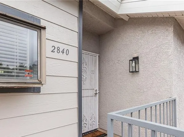 2840 Bluebonnet Dr, Henderson, NV 89074
