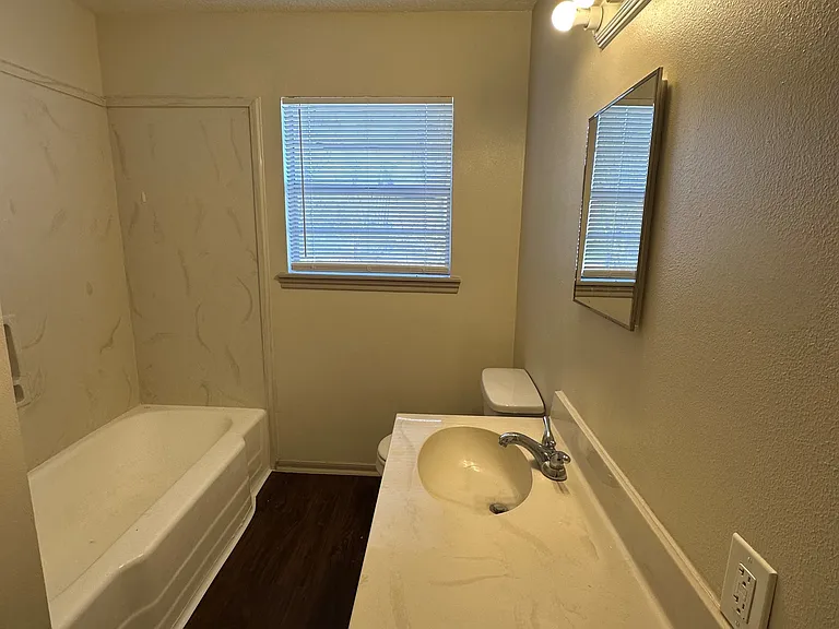 5561 Father Jaron St — Photo 9