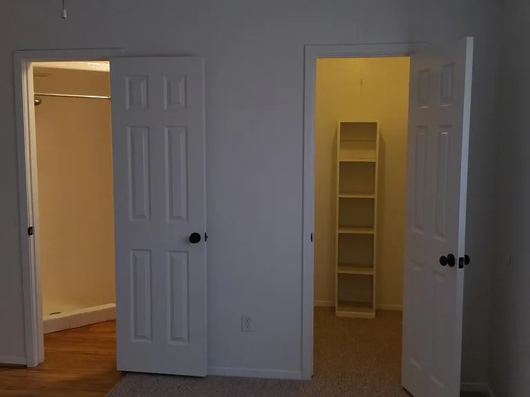 6017 Robin Dr — Photo 7