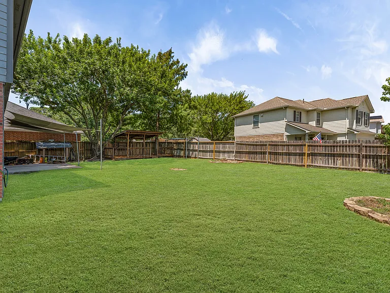 8802 Ancient Willow Dr — Photo 19