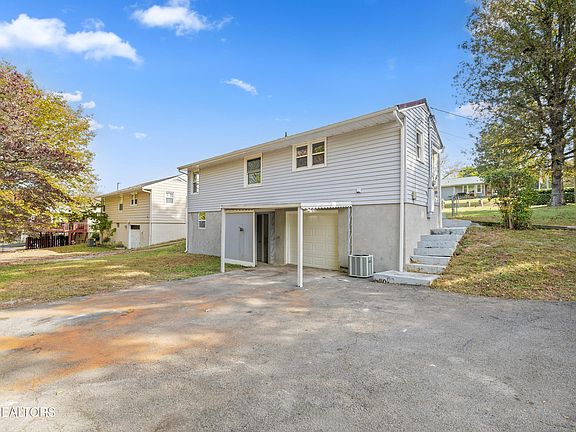 3rd image of 2101 Chillicothe St