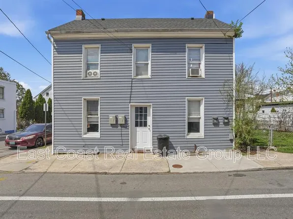 327 N Mulberry St, Hagerstown, MD 21740