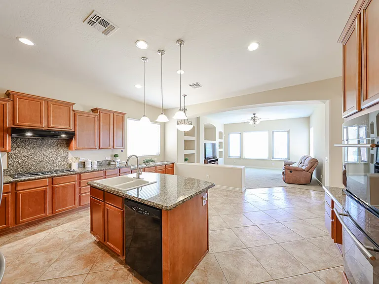 18175 W Narramore Rd — Photo 13