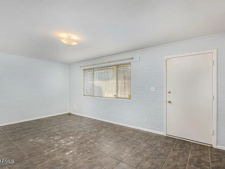 2226 W Heatherbrae Dr #2 — Photo 4