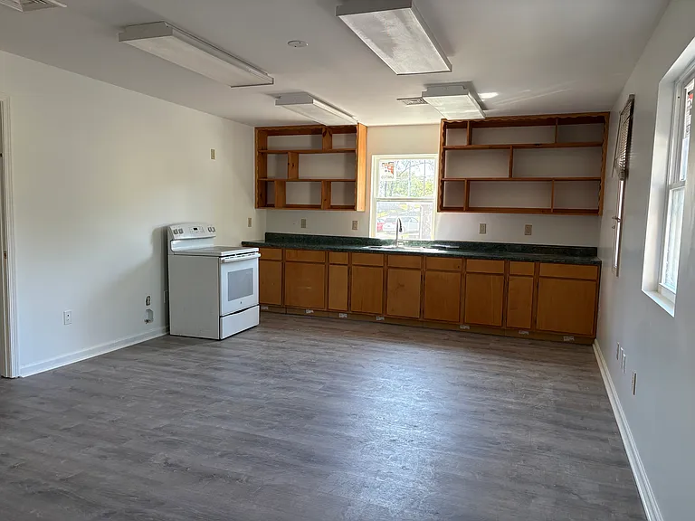 830 Johnson Ave #2 — Photo 5