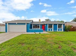 925 Candle Berry Rd, Orlando, FL 32825