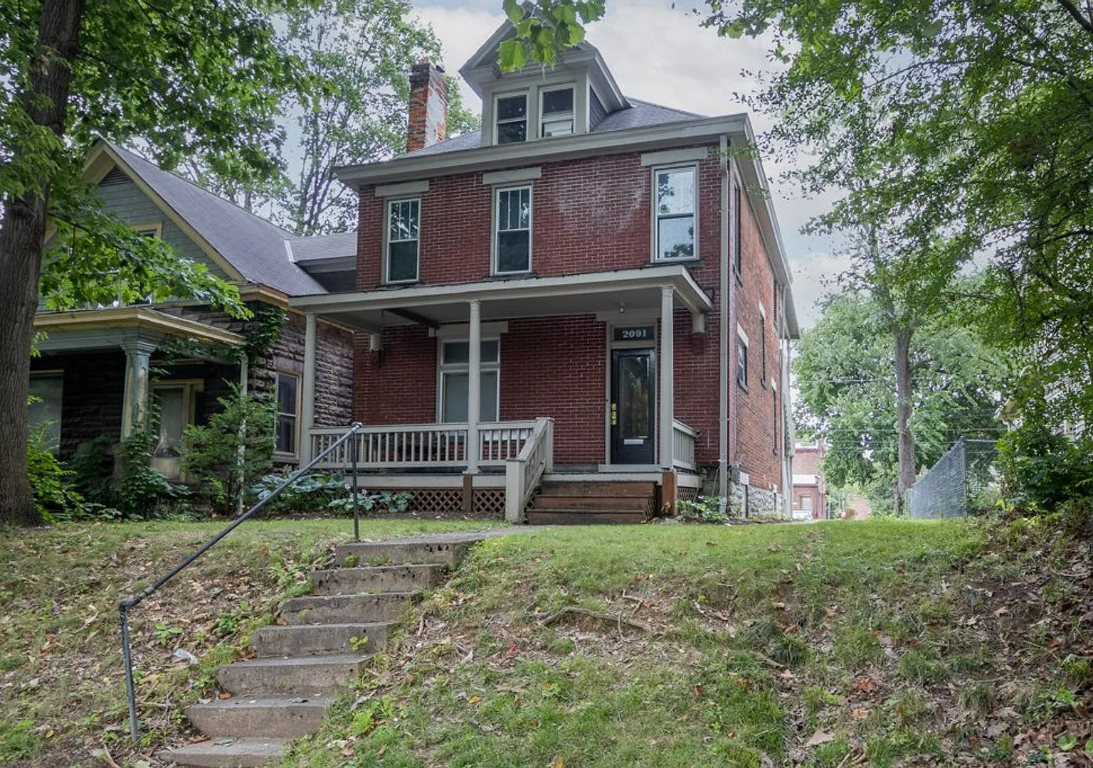 Summit St 2091-2091.5 MLR — Photo 1