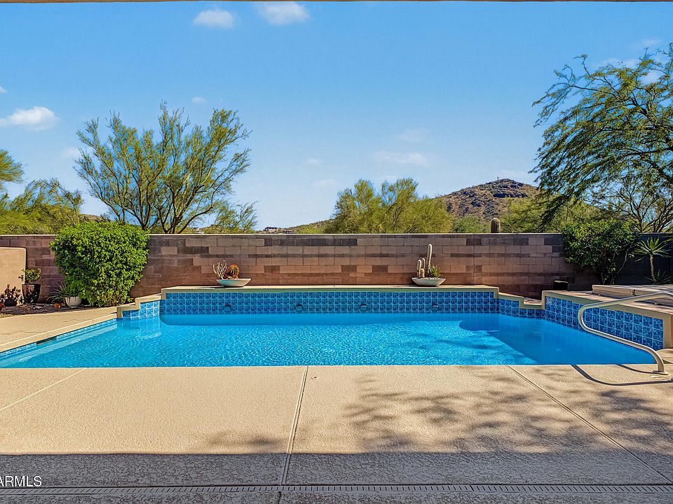 1st image of 11477 N 141ST Street