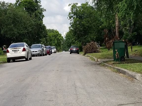 4th image of 1430 Schley Ave