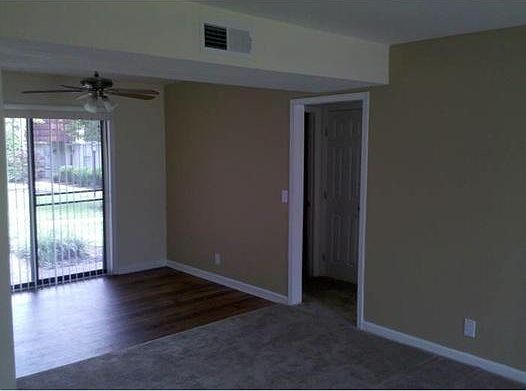 2nd image of 126 Walton Ferry Rd APT C6