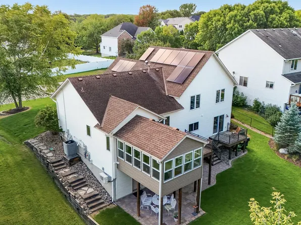 16959 Hubbard Trl, Lakeville, MN 55044
