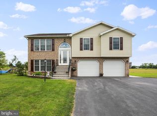 11326 Thornwood Rd, Shippensburg, PA 17257
