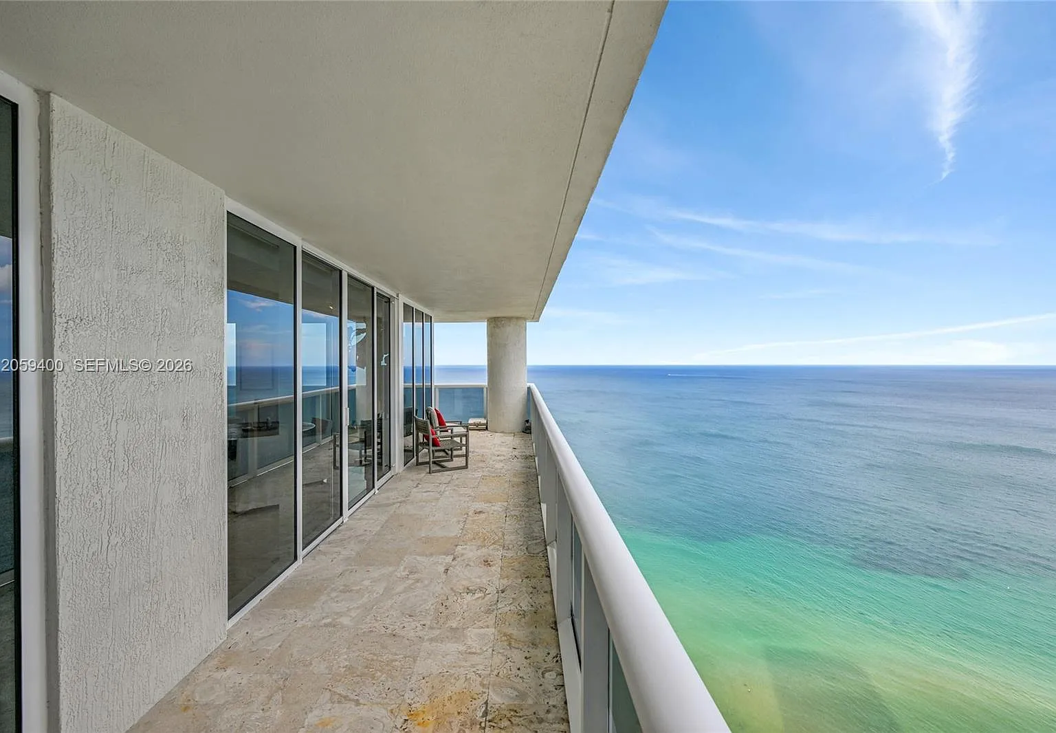 Beach Club Three Condo — Photo 1