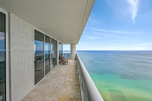 1800 S Ocean Dr #4304 Photo 1