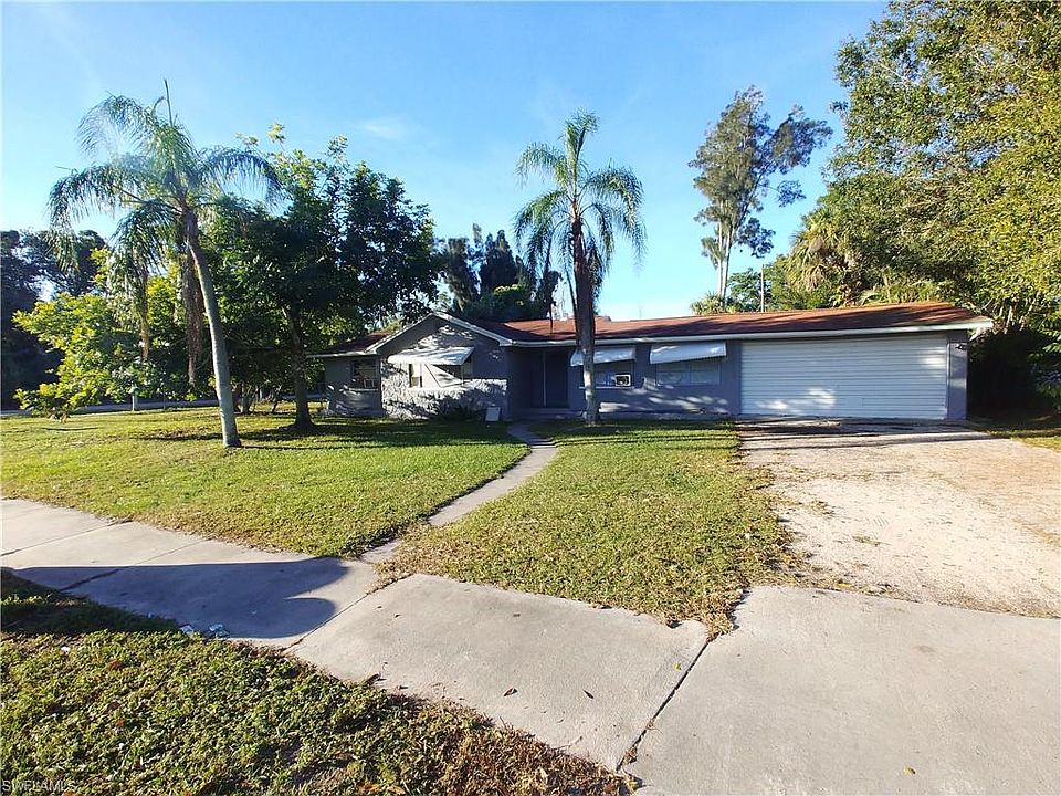 1st image of 430 Fairfax Dr