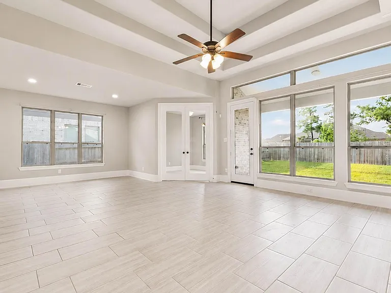 12427 Tullich Run Dr — Photo 5