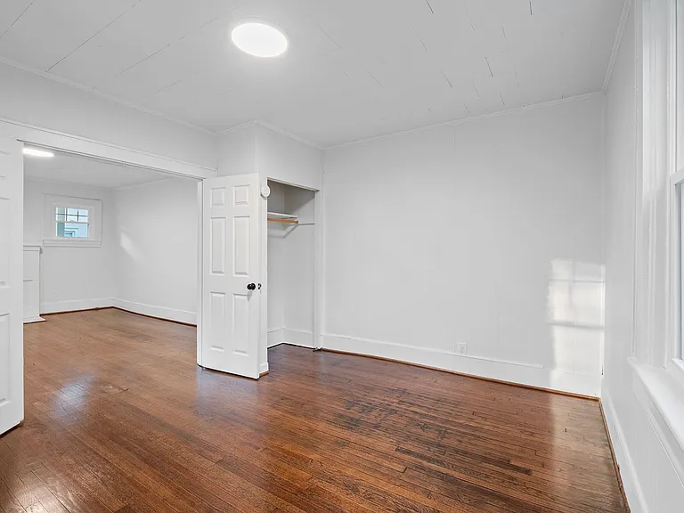 520 Riverland Rd SE — Photo 9