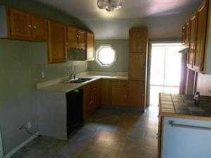 4th image of 4674 Wakefield Ave NE