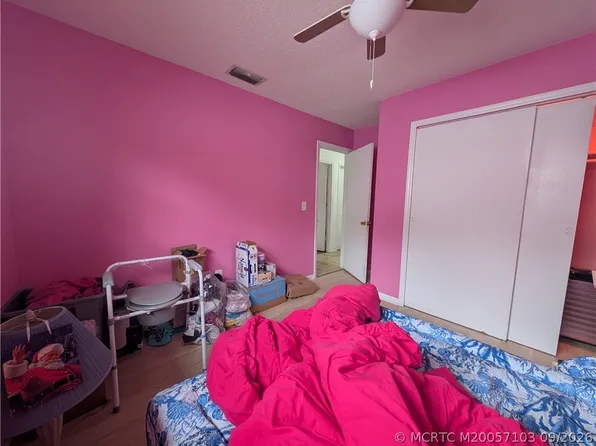 1689 SE Floresta Dr, Port Saint Lucie, FL 34983
