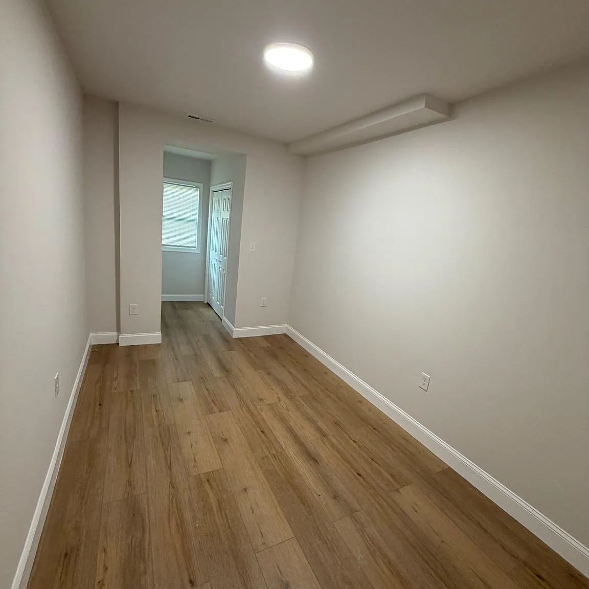 2 bed, 3220 sqft, $2,600 — Photo 3