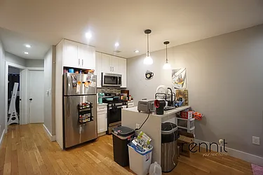 Rented by Rennit Inc.