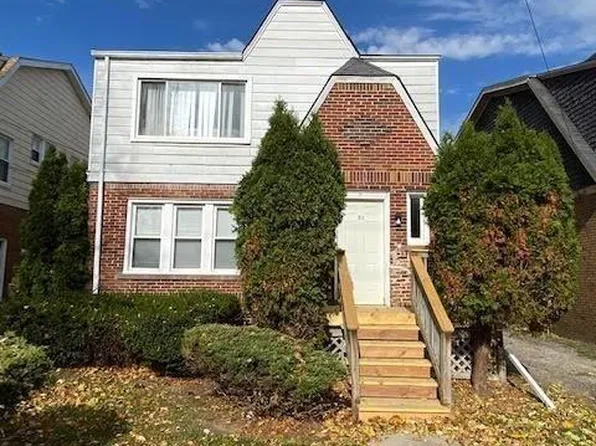 34 Spokane Dr, Pontiac, MI 48341
