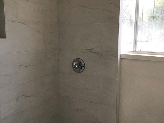 4th image of 1348 S 9th Ave #1