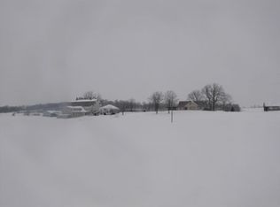 4514 Andrews Rd, South Wayne, WI 53587