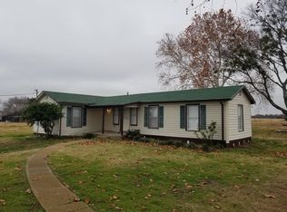 6550 Ensign Rd, Ennis, TX 75119
