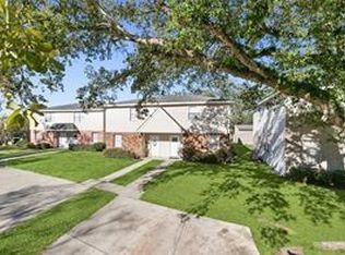 208 Hunt St APT B, Belle Chasse, LA 70037
