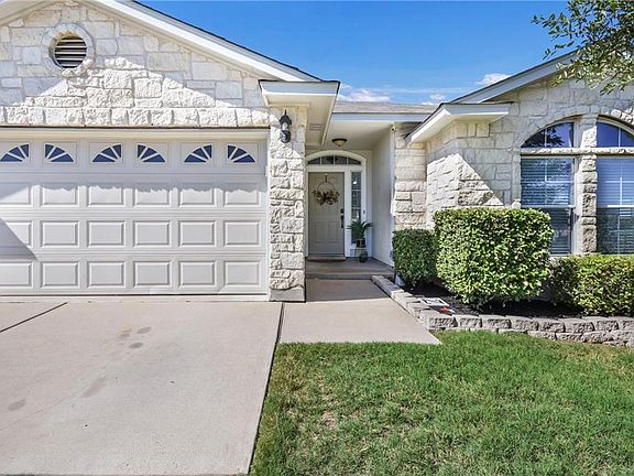 2nd image of 1009 Whitley Dr
