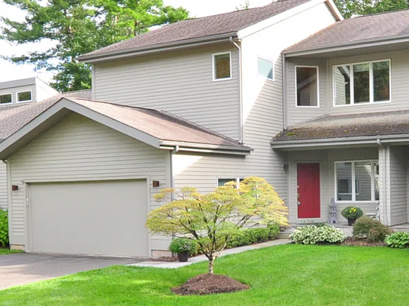 2 Templeton Court #2, Avon, CT 06001