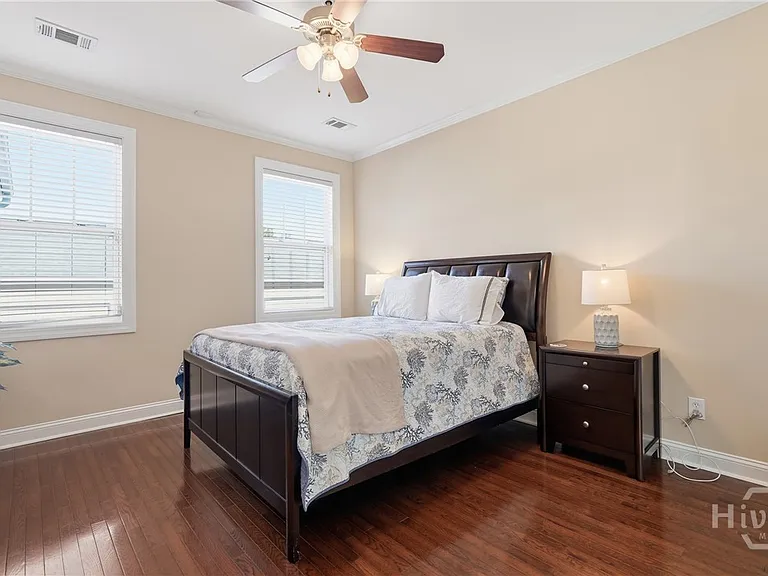 313 Lake View Dr — Photo 14