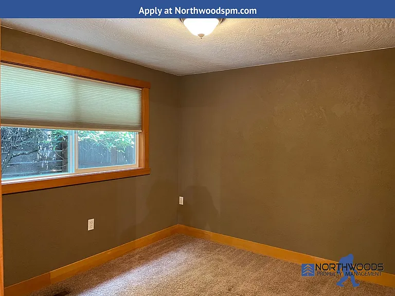 2213 Greenbrook Dr — Photo 14