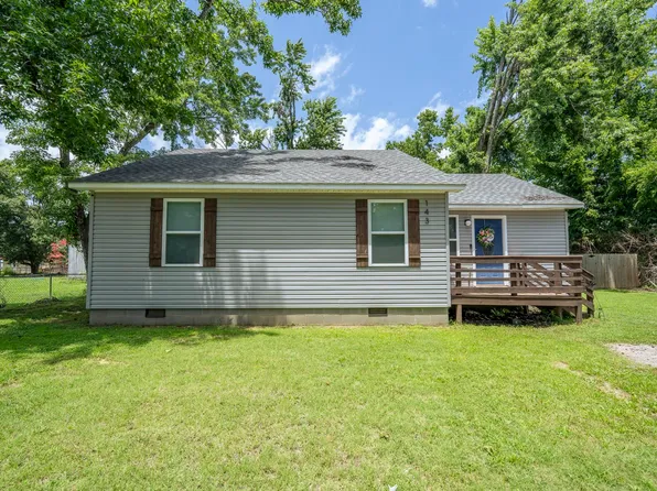 143 Tackett Ln, Savannah, TN 38372