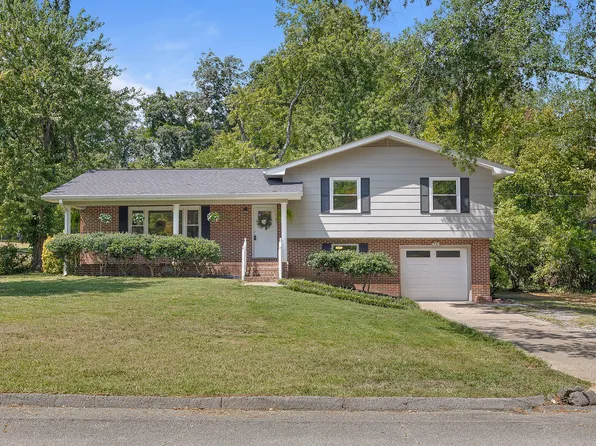 103 Benton Dr, Ringgold, GA 30736